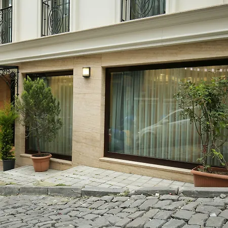 Artika Hotel 2*