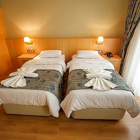 Hotel Artika Estambul